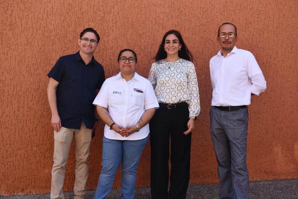 Colaboradores Cummins y del Colegio de San Luis